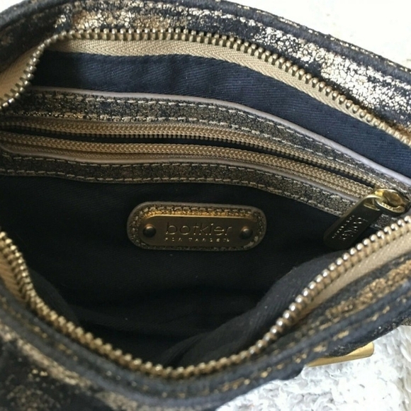 Glamorous Gold Crinkled Clutch with Metal Frame - Picture 5 of 12